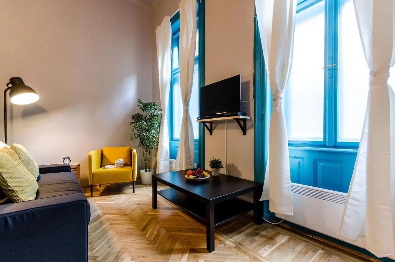 Downtown Park Studio Budapest 0*,  Hungary