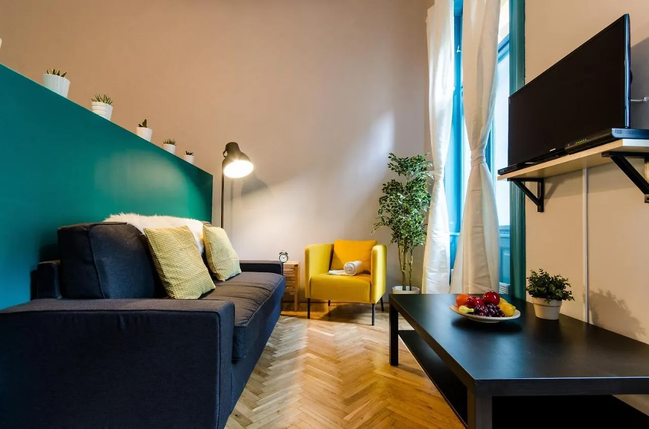 Downtown Park Studio Budapest 0*,  Hungary