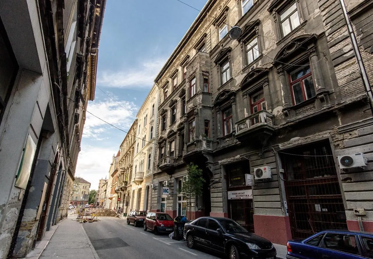 Downtown Park Studio Budapest